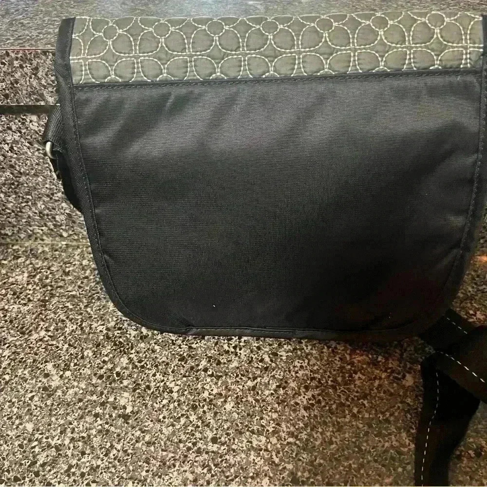 Sherpani gray black crossbody messenger adjustable travel roomy adjustable strp - Picture 3 of 8